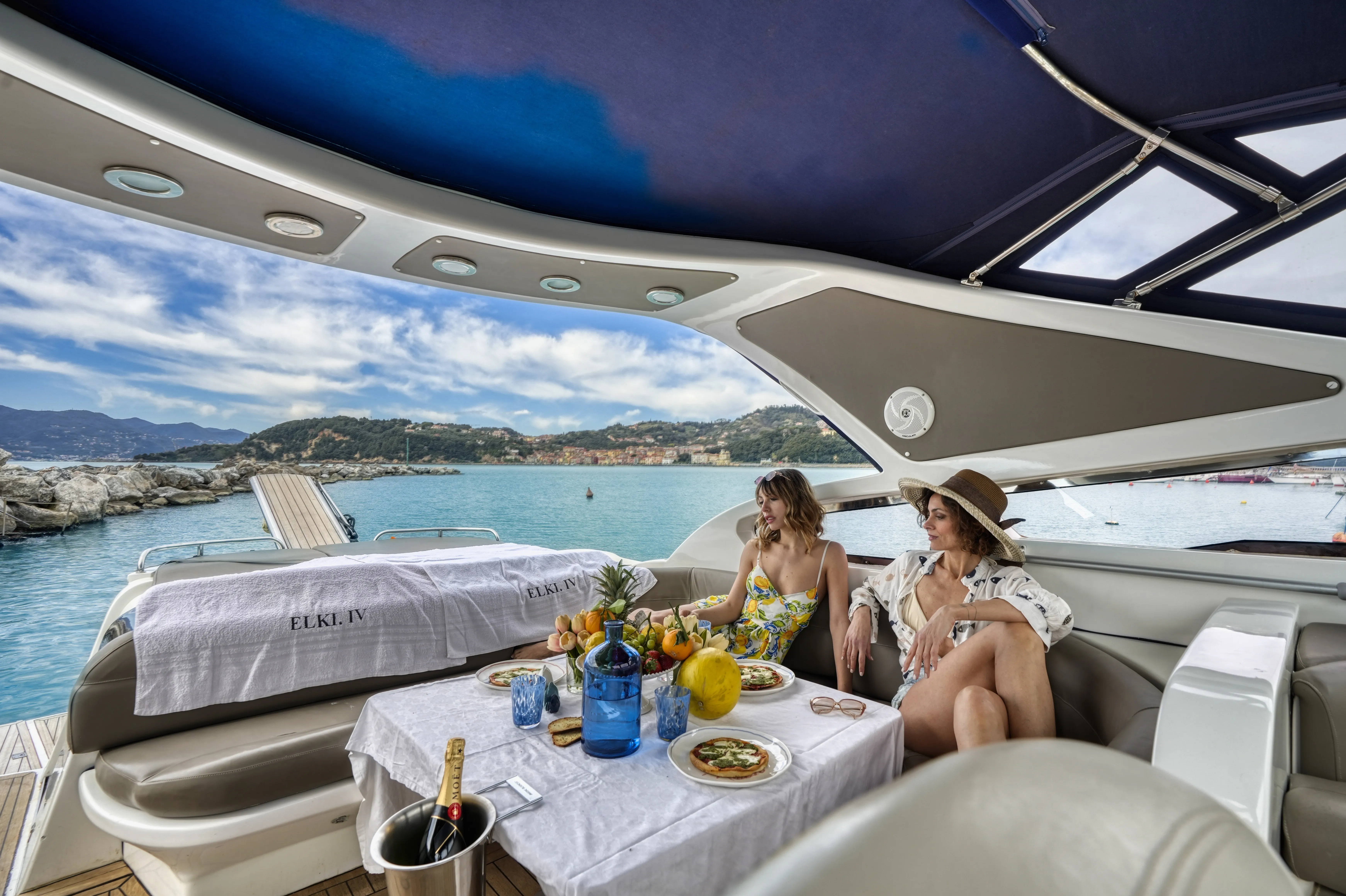 Giorgi Must 52ft cockpit view