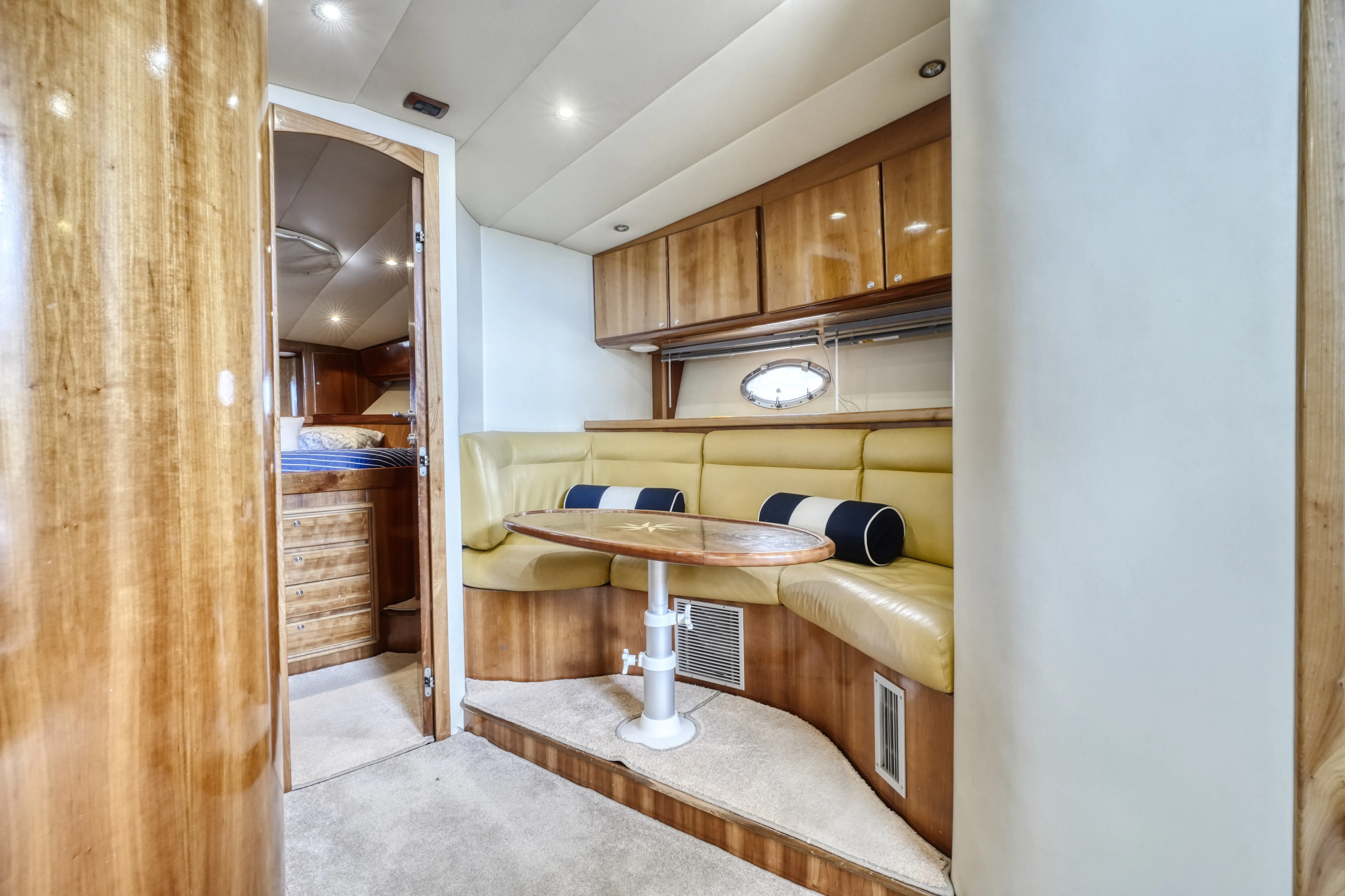 Giorgi Must 52ft internal salon